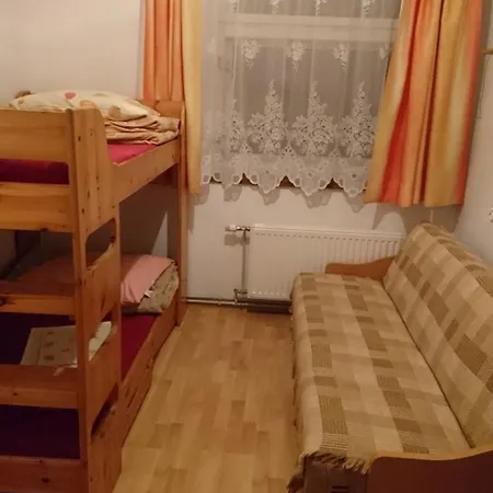 Hostel Osrodek Narciarski Stozek Witold Pruski *