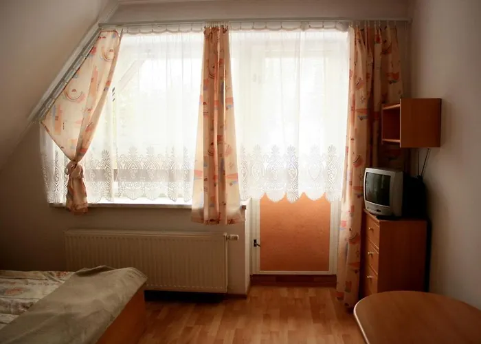 Hostel Osrodek Narciarski Stozek Witold Pruski *